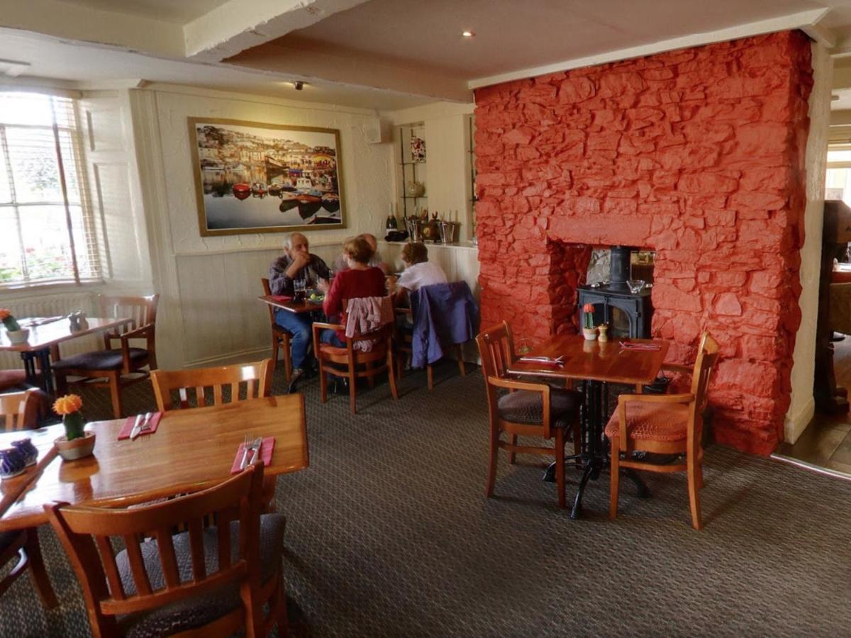 The Railway Inn Galmpton Exterior photo