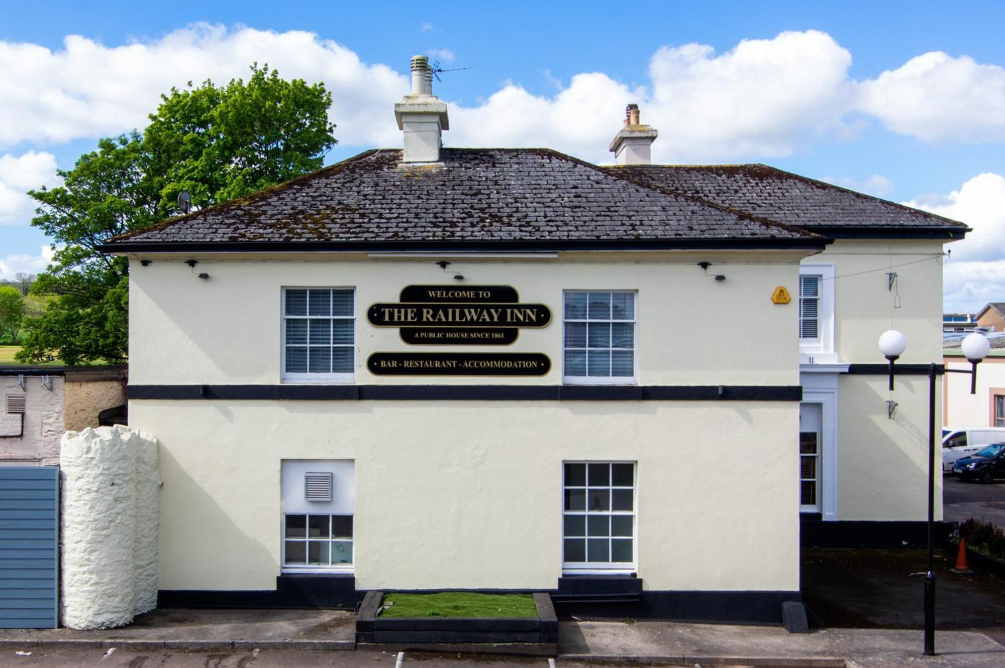 The Railway Inn Galmpton Exterior photo